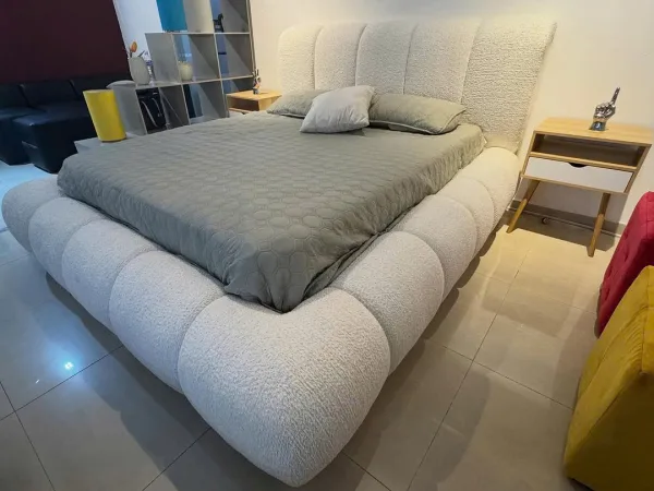 Giường bọc nệm cao cấp TTB21