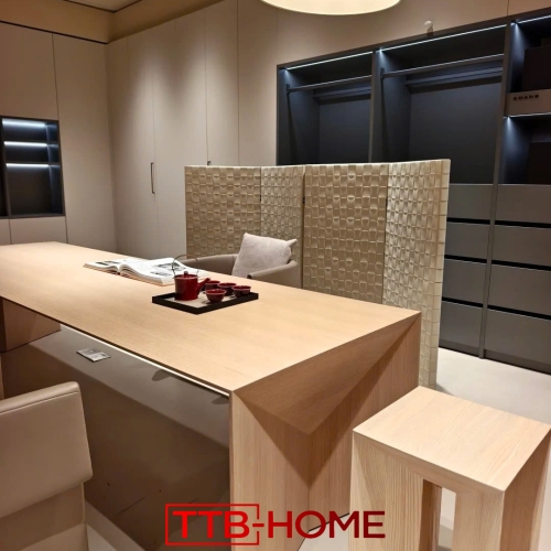 Bàn làm việc giám đốc + trưởng phòng BLVGD04