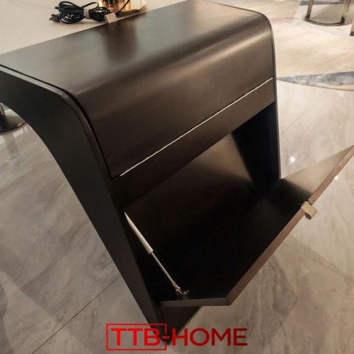 Bàn làm việc giám đốc + trưởng phòng BLVGD13